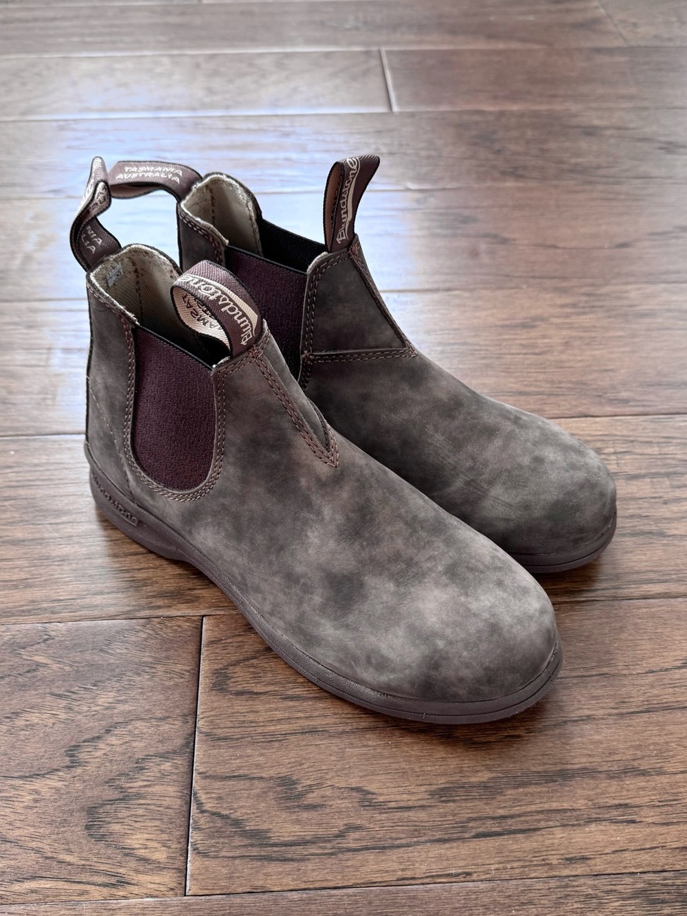 NEW Blundstone Leather Active Boot #1496 Rustic Brown Women’s 7.5